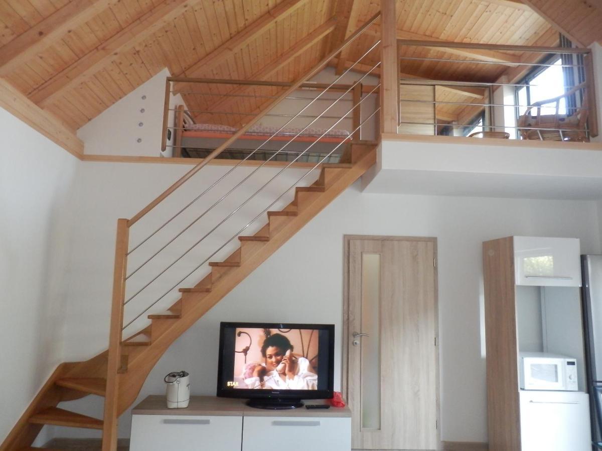 Apartman Jana Kunovice Exterior photo